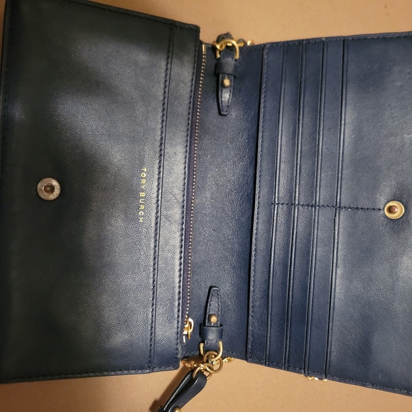 Tory Burch Fleming Wallet Chain Crossbody Purse - Picture 7 of 12